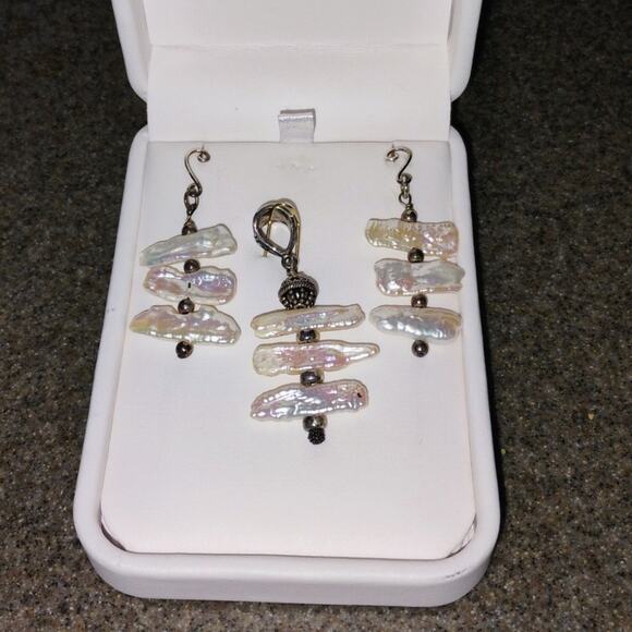 Artisan Jewelry - Vintage Baroque Pearl Drop Pendant Earring Set